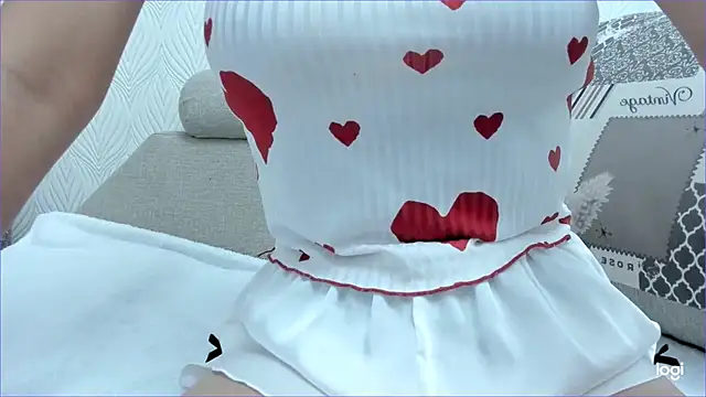 Hanah cho cho online show from November 22, 2025, 6:01 am