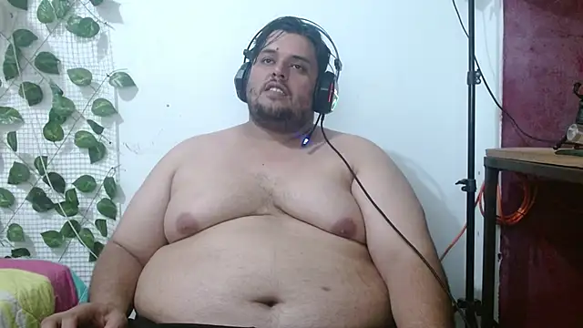 Snapshot of altairstudiosvip_ chatting on January 24, 2025, 2:07 am altairstudiosvip online show from January 24, 2025, 2:07 am