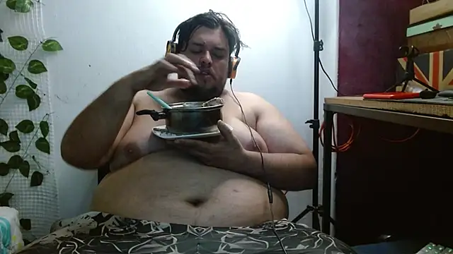 Snapshot of altairstudiosvip_ chatting on February 1, 2025, 7:13 pm altairstudiosvip online show from February 1, 2025, 7:13 pm