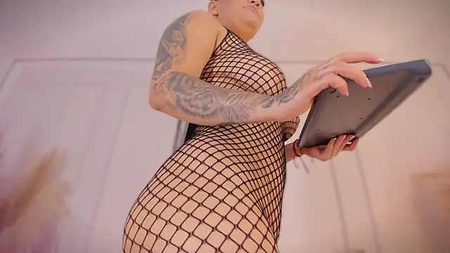 babepolly online show from July 3, 2026, 6:36 pm