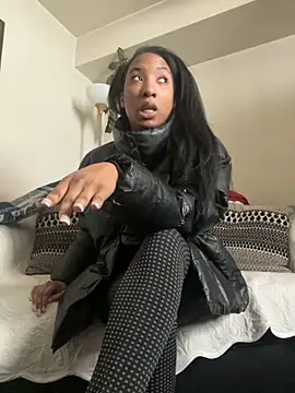 Iceblanca online show from February 28, 2025, 8:39 pm