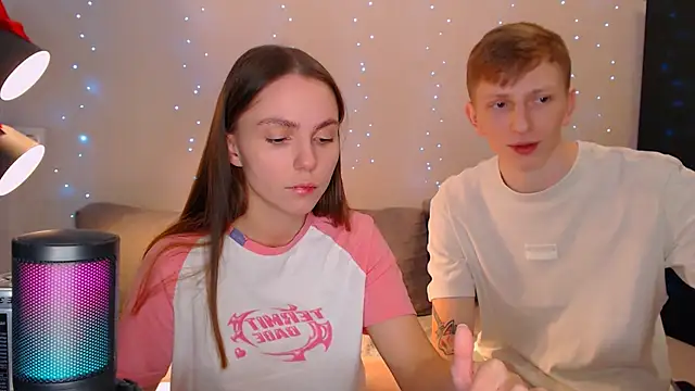 juliaanddima online show from January 26, 2025, 12:48 am