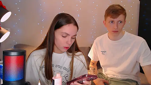 juliaanddima online show from January 26, 2025, 10:35 pm