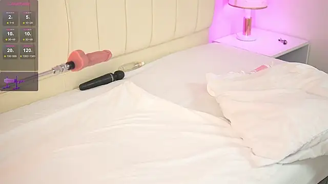 caroline adams  online show from February 8, 2025, 12:17 am