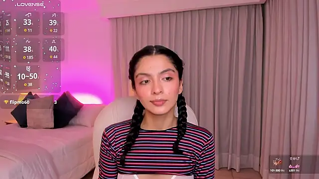 miiaa evans online show from December 17, 2024, 3:28 am