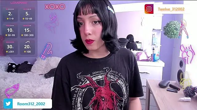 Room312  online show from January 4, 2025, 6:19 pm