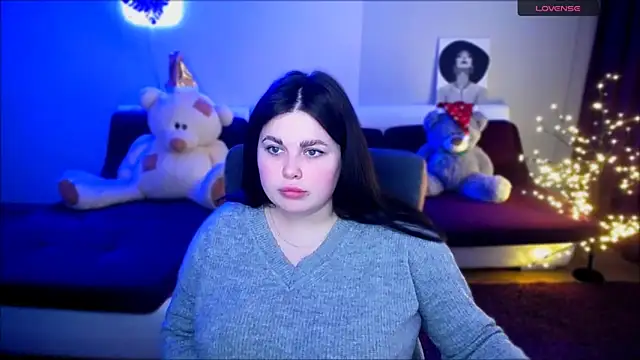 Emily Mo online show from December 24, 2024, 9:39 am