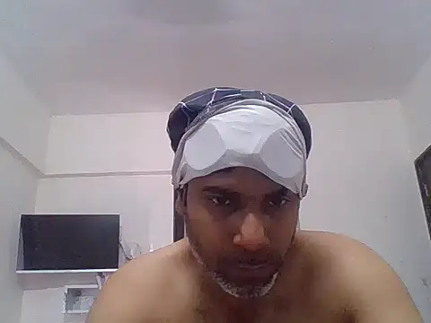 mediumdudein online show from June 4, 2026, 8:20 am