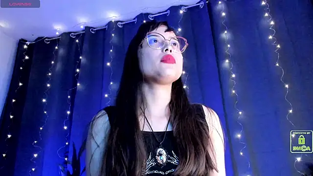 shantalc3rezo online show from January 8, 2025, 11:30 pm