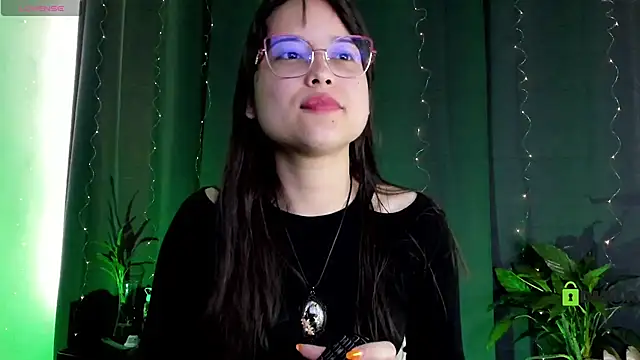 shantalc3rezo online show from February 6, 2025, 9:17 pm