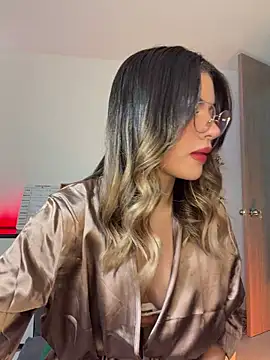 Your Honeey online show from February 17, 2026, 6:58 pm