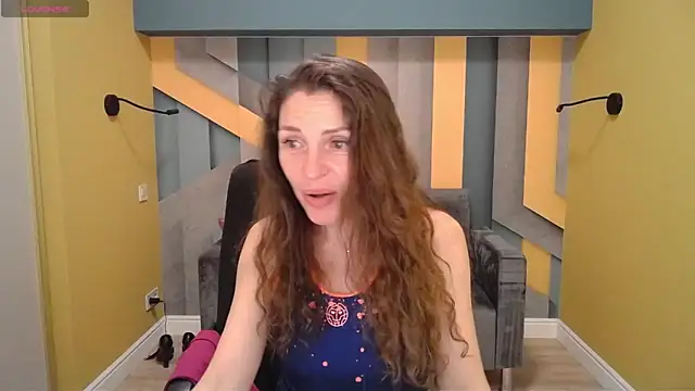 EllaLong online show from January 21, 2025, 3:32 pm