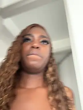 NaiaGils online show from February 8, 2026, 1:58 pm