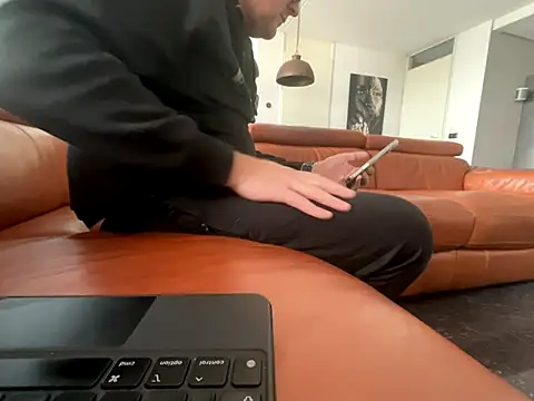 Snapshot of Lovetobenaked4u chatting on September 24, 2025, 11:13 am Lovetobenaked4u online show from September 24, 2025, 11:13 am