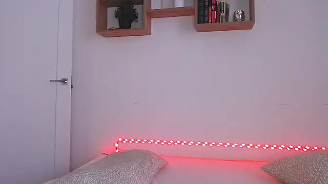 Karolina love  online show from January 11, 2026, 11:48 am