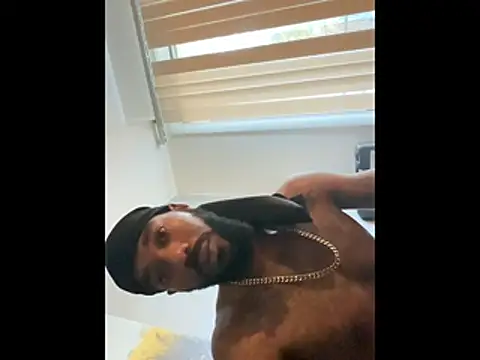 fulsome change223 online show from October 9, 2025, 9:35 pm