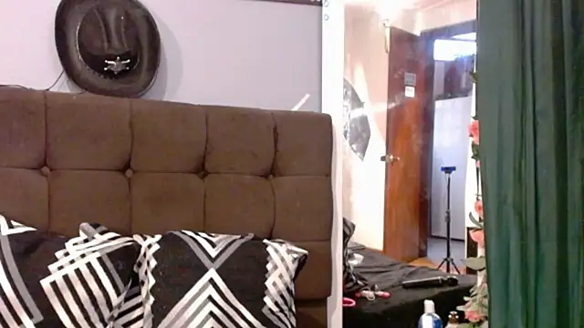 Snapshot of RubyWatson50 chatting on May 28, 2026, 9:34 pm RubyWatson50 online show from May 28, 2026, 9:34 pm