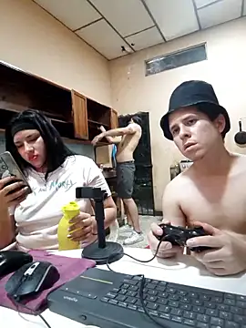 DanelyLopez online show from February 14, 2026, 3:47 am