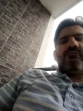 Maxi TheBigDaddy online show from November 21, 2025, 12:04 pm