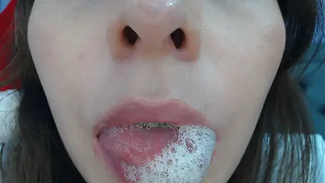 LilaSuni online show from December 4, 2024, 9:57 pm