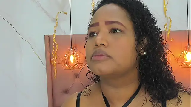 Snapshot of Belle_Brunette chatting on April 25, 2026, 1:41 pm Belle Brunette online show from April 25, 2026, 1:41 pm