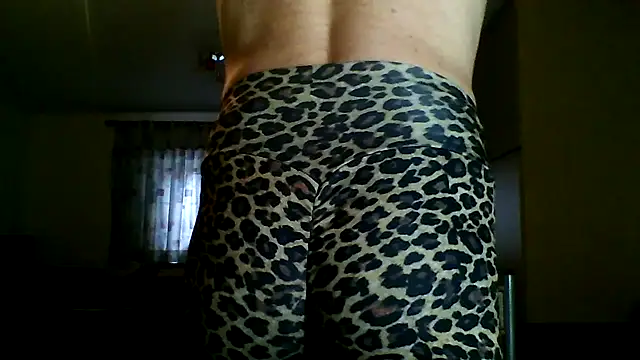 Snapshot of man_of_cock chatting on February 16, 2026, 11:28 am man of cock online show from February 16, 2026, 11:28 am