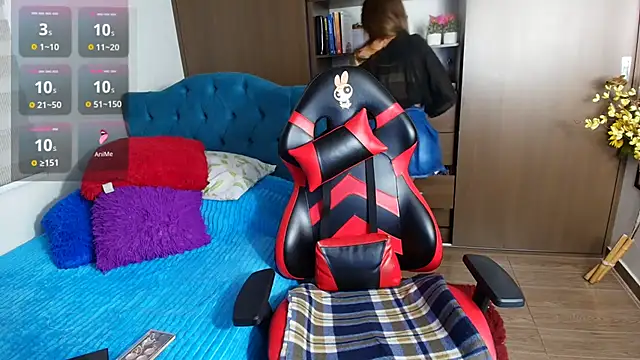 valeria teiku online show from September 15, 2025, 11:49 pm