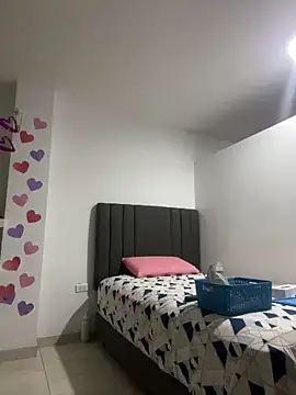 Cat2525 online show from February 27, 2025, 2:21 am