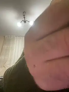 mustican422 online show from January 5, 2025, 11:22 pm