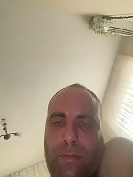 mustican422 online show from January 26, 2025, 5:13 am