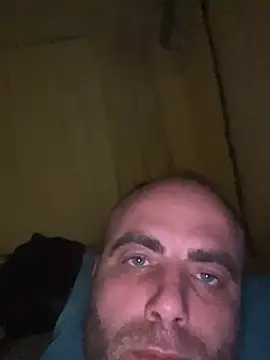 mustican422 online show from January 28, 2025, 10:45 pm