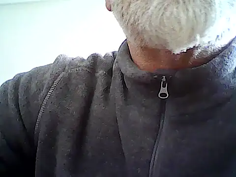 xcimeru online show from March 5, 2025, 8:54 am