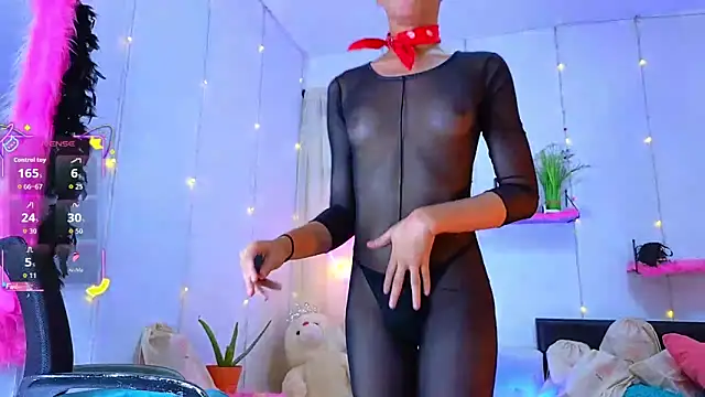 Ariel Femboy  online show from September 28, 2025, 4:18 am