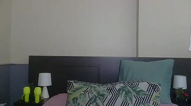 QUEENxJESSI online show from January 17, 2025, 5:08 pm