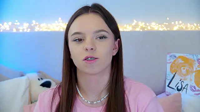 Snapshot of ElisabethDavis chatting on January 24, 2025, 7:18 pm ElisabethDavis online show from January 24, 2025, 7:18 pm