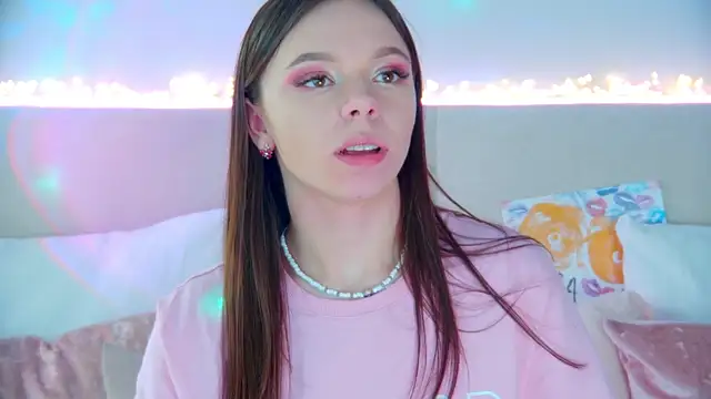 Snapshot of ElisabethDavis chatting on January 30, 2025, 9:25 pm ElisabethDavis online show from January 30, 2025, 9:25 pm