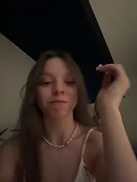 Snapshot of ElisabethDavis chatting on February 3, 2025, 1:19 pm ElisabethDavis online show from February 3, 2025, 1:19 pm