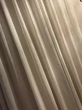 Snapshot of ElisabethDavis chatting on February 7, 2025, 3:30 pm ElisabethDavis online show from February 7, 2025, 3:30 pm