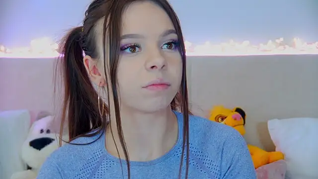 Snapshot of ElisabethDavis chatting on March 8, 2025, 6:16 pm ElisabethDavis online show from March 8, 2025, 6:16 pm