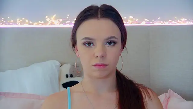 Snapshot of ElisabethDavis chatting on March 19, 2025, 3:19 pm ElisabethDavis online show from March 19, 2025, 3:19 pm