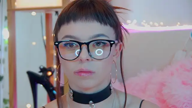 Snapshot of ElisabethDavis chatting on September 22, 2025, 5:15 pm ElisabethDavis online show from September 22, 2025, 5:15 pm