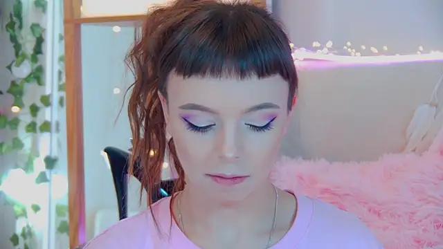 Snapshot of ElisabethDavis chatting on September 24, 2025, 3:15 pm ElisabethDavis online show from September 24, 2025, 3:15 pm