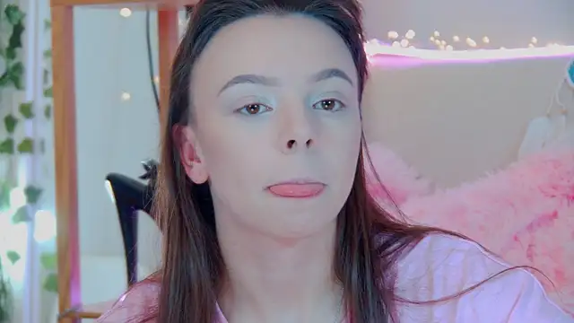 Snapshot of ElisabethDavis chatting on September 27, 2025, 3:06 pm ElisabethDavis online show from September 27, 2025, 3:06 pm