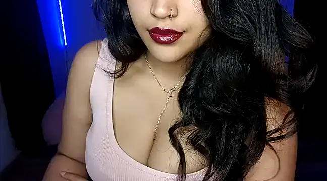 Lucy kanne online show from January 12, 2025, 10:43 pm