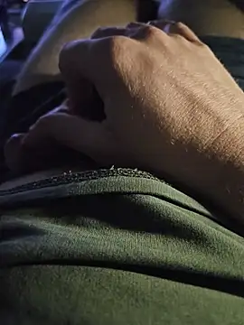 Snapshot of sonnesex12 chatting on December 17, 2024, 12:45 am sonnesex12 online show from December 17, 2024, 12:45 am