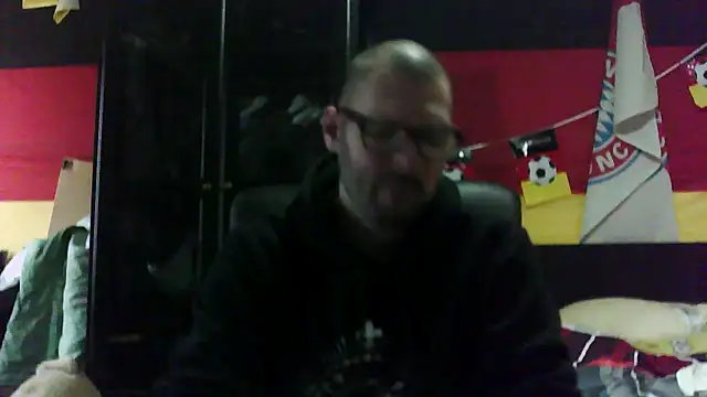 Die-geile-Sau online show from November 30, 2025, 12:53 pm