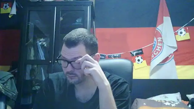 Snapshot of Die-geile-Sau chatting on January 18, 2026, 10:02 pm Die-geile-Sau online show from January 18, 2026, 10:02 pm