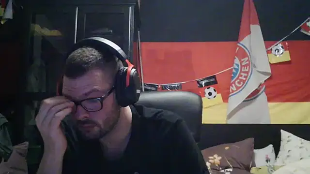 Snapshot of Die-geile-Sau chatting on February 2, 2026, 10:19 pm Die-geile-Sau online show from February 2, 2026, 10:19 pm