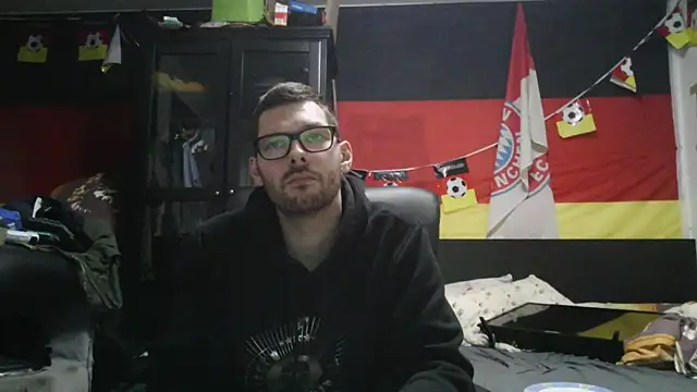 Snapshot of Die-geile-Sau chatting on March 3, 2026, 5:41 pm Die-geile-Sau online show from March 3, 2026, 5:41 pm