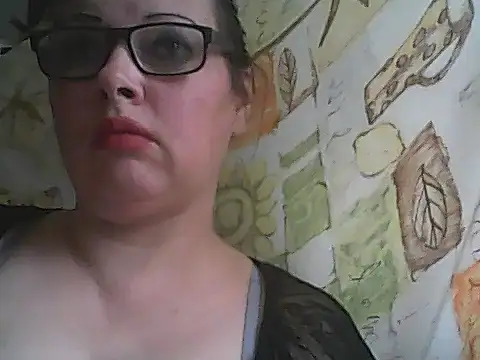 deluxpussy online show from October 7, 2025, 6:43 am